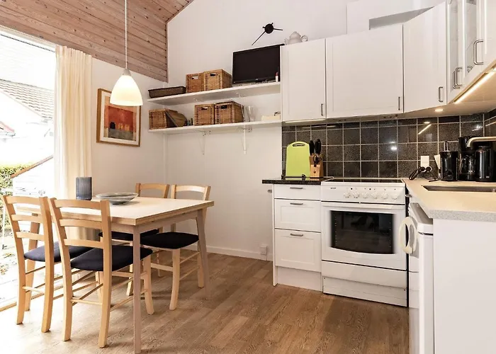 4 Person Holiday Home In R Sk Bing